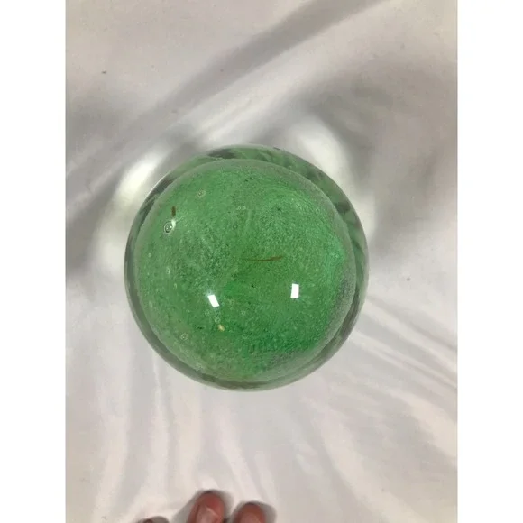 Glow In The Dark Jellyfish Paperweight 5.5 inch 3.2 Pound Art Glass Paperweight - Picture 13 of 16